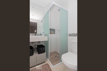 Banheiro 1 de apartamento para alugar com 2 quartos, 87m² em Vila Nova Conceição, São Paulo