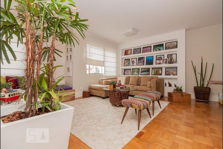 Sala de apartamento para alugar com 2 quartos, 87m² em Vila Nova Conceição, São Paulo