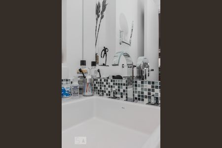 Banheiro 1 de apartamento para alugar com 2 quartos, 87m² em Vila Nova Conceição, São Paulo