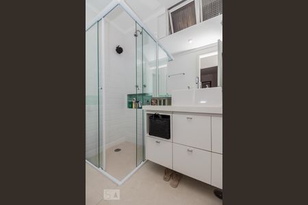 Banheiro 2 de apartamento para alugar com 2 quartos, 87m² em Vila Nova Conceição, São Paulo
