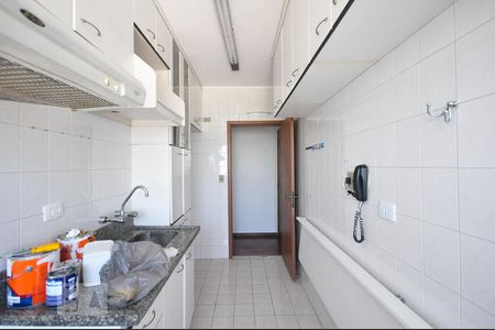 Apartamento à venda com 65m², 3 quartos e 2 vagascozinha