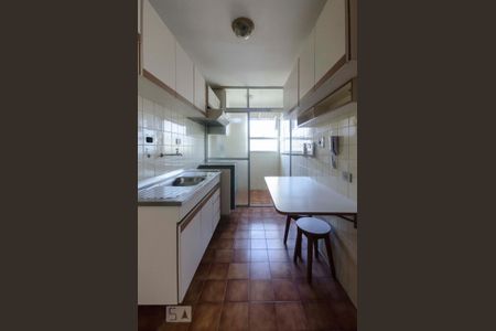 Cozinha de apartamento para alugar com 2 quartos, 55m² em Santana, São Paulo