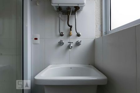 Apartamento à venda com 56m², 2 quartos e 1 vagaLavanderia (Torneira)