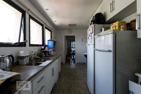 Apartamento à venda com 360m², 4 quartos e 4 vagas1o. Andar - Cozinha