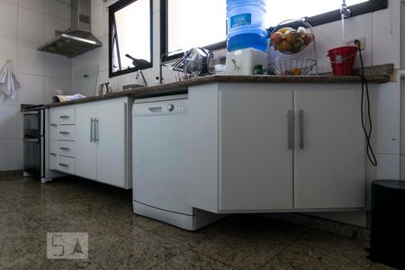 Apartamento à venda com 360m², 4 quartos e 4 vagas1o. Andar - Cozinha (Armários)