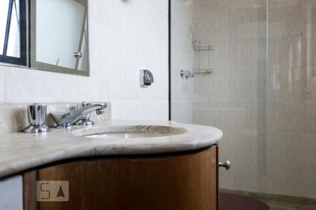 Apartamento à venda com 360m², 4 quartos e 4 vagas2o. Andar - Banheiro social (Torneira)