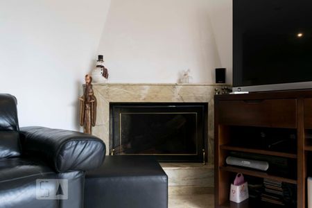 Apartamento à venda com 360m², 4 quartos e 4 vagas2o. Andar - Sala (Lareira)