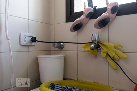 Apartamento à venda com 360m², 4 quartos e 4 vagas1o. Andar - Lavanderia (Torneira)
