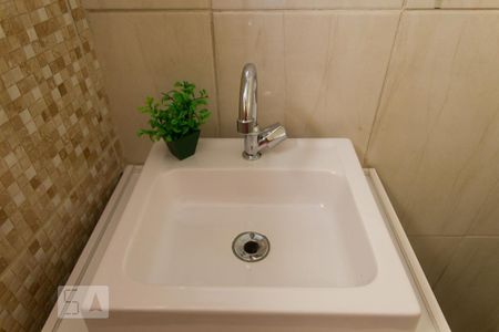 Banheiro de apartamento à venda com 1 quarto, 28m² em Bela Vista, São Paulo