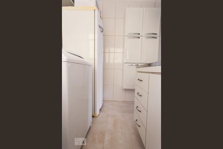 Cozinha de apartamento à venda com 1 quarto, 28m² em Bela Vista, São Paulo