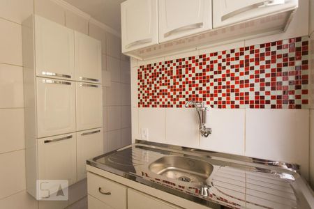 Cozinha de apartamento para alugar com 1 quarto, 28m² em Bela Vista, São Paulo