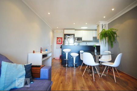 sala de apartamento para alugar com 2 quartos, 57m² em Super Quadra Morumbi, São Paulo
