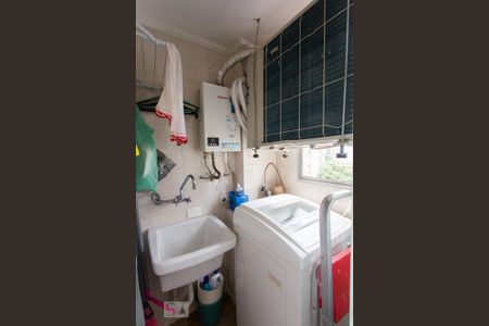 Apartamento à venda com 77m², 2 quartos e 1 vaga Apartamento à venda com 77m², 2 quartos e 1 vagaArea de serviço