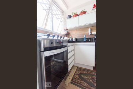 Apartamento à venda com 77m², 2 quartos e 1 vaga Apartamento à venda com 77m², 2 quartos e 1 vagaCozinha