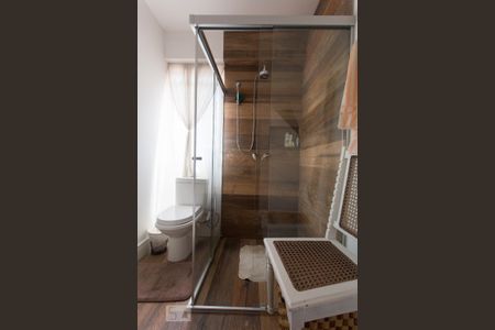 Apartamento à venda com 77m², 2 quartos e 1 vaga Apartamento à venda com 77m², 2 quartos e 1 vagabanheiro Suíte