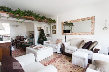 Apartamento à venda com 77m², 2 quartos e 1 vaga Apartamento à venda com 77m², 2 quartos e 1 vagaSala
