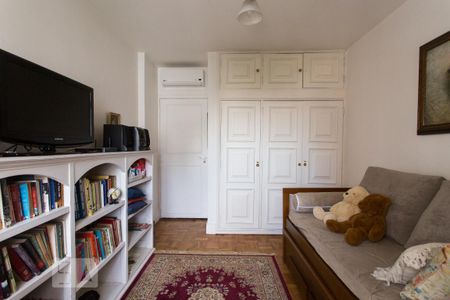 Apartamento à venda com 77m², 2 quartos e 1 vaga Apartamento à venda com 77m², 2 quartos e 1 vagaQuarto 01