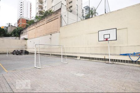 Apartamento para alugar com 67m², 2 quartos e 1 vagaquadra