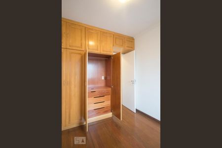 Quarto 01 de apartamento para alugar com 2 quartos, 60m² em São Judas, São Paulo