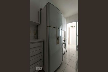 Apartamento para alugar com 87m², 3 quartos e 2 vagasCozinha (Geladeira)