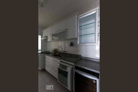 Apartamento para alugar com 87m², 3 quartos e 2 vagasCozinha (Armários)