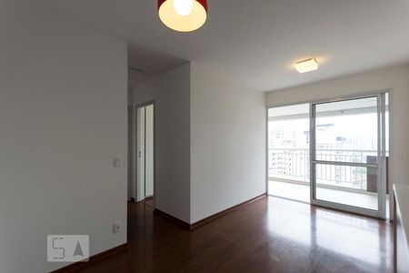 Sala de apartamento para alugar com 2 quartos, 68m² em Chácara Inglesa, São Paulo