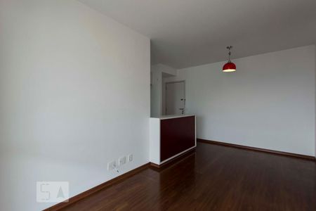 Sala de apartamento para alugar com 2 quartos, 68m² em Chácara Inglesa, São Paulo