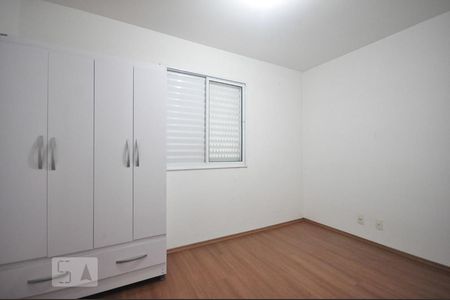 quarto 2 de apartamento para alugar com 3 quartos, 75m² em Parque Reboucas, São Paulo