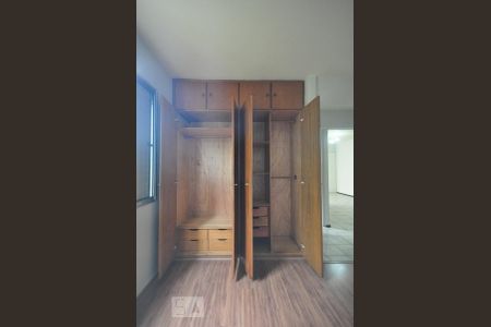 Apartamento à venda com 70m², 3 quartos e 1 vagaarmário do quarto 2