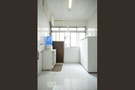 Apartamento à venda com 70m², 3 quartos e 1 vagaárea de serviço