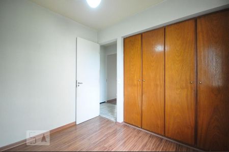 quarto 1 de apartamento à venda com 3 quartos, 70m² em Jardim Londrina, São Paulo