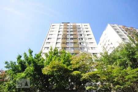 Apartamento à venda com 70m², 3 quartos e 1 vagafachada