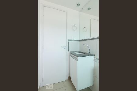Banheiro de apartamento para alugar com 2 quartos, 60m² em Vila João Jorge, Campinas