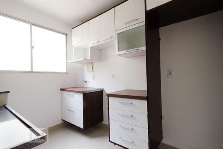 Cozinha de apartamento para alugar com 2 quartos, 60m² em Vila João Jorge, Campinas