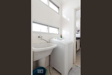 Apartamento à venda com 75m², 2 quartos e 1 vaga Apartamento à venda com 75m², 2 quartos e 1 vagaÁrea de serviço