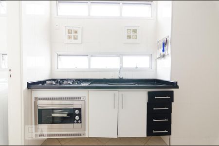 Apartamento à venda com 75m², 2 quartos e 1 vaga Apartamento à venda com 75m², 2 quartos e 1 vagaCozinha