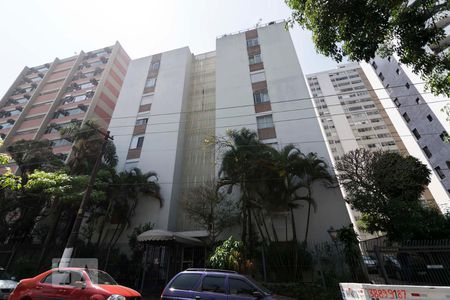 Apartamento para alugar com 70m², 2 quartos e sem vagaFachada