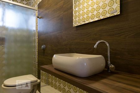 Apartamento para alugar com 70m², 2 quartos e sem vagaBanheiro (Torneira)