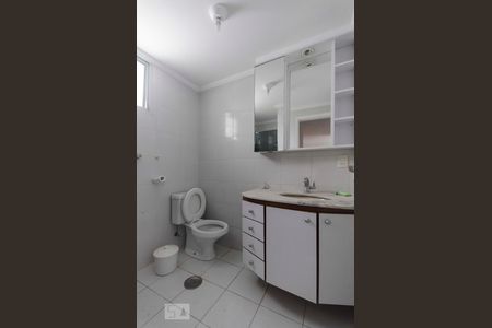 Banheiro de apartamento à venda com 2 quartos, 62m² em Santana, São Paulo