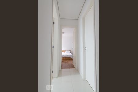 Corredor de apartamento para alugar com 2 quartos, 67m² em Centro, Campinas