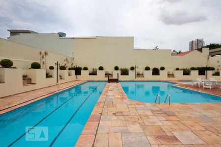 Apartamento à venda com 200m², 3 quartos e 3 vagasPiscina