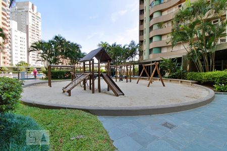 Apartamento para alugar com 160m², 3 quartos e 2 vagasÁrea Comum - Playground