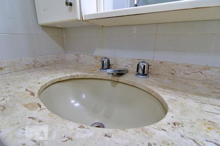 Apartamento para alugar com 160m², 3 quartos e 2 vagasBanheiro da Suíte 1