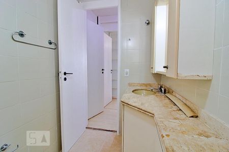 Apartamento para alugar com 160m², 3 quartos e 2 vagasBanheiro