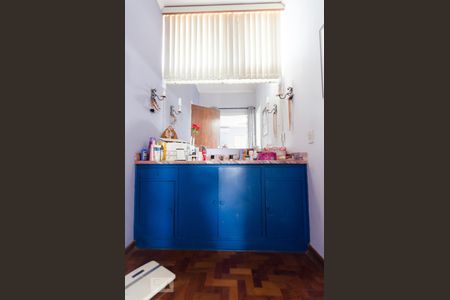 Casa para alugar com 338m², 3 quartos e 3 vagasSuíte