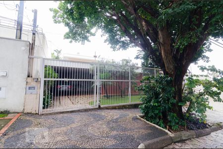 Casa para alugar com 338m², 3 quartos e 3 vagasFachada do prédio