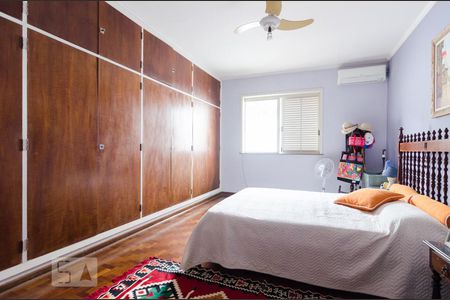 Casa para alugar com 338m², 3 quartos e 3 vagasSuíte