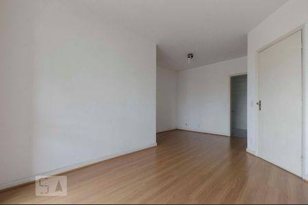 Apartamento para alugar com 70m², 3 quartos e 2 vagasSala