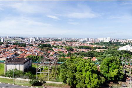 Vista da janela  de apartamento para alugar com 2 quartos, 70m² em Bonfim, Campinas