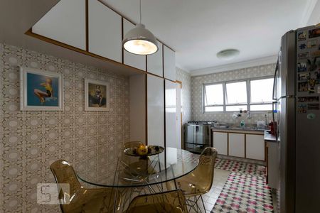 Apartamento para alugar com 110m², 2 quartos e 1 vagaCozinha